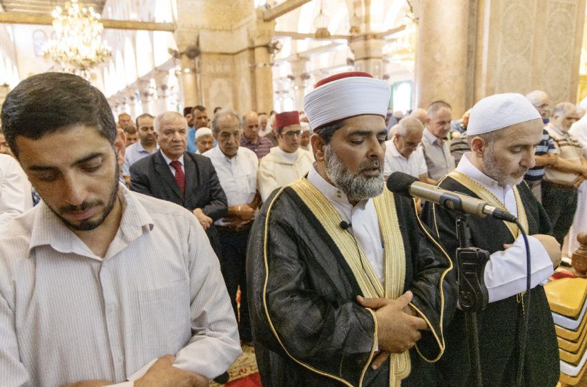 إقامة صلاة الغائب بالمسجد الأقصى المبارك على شهداء زلزال المغرب