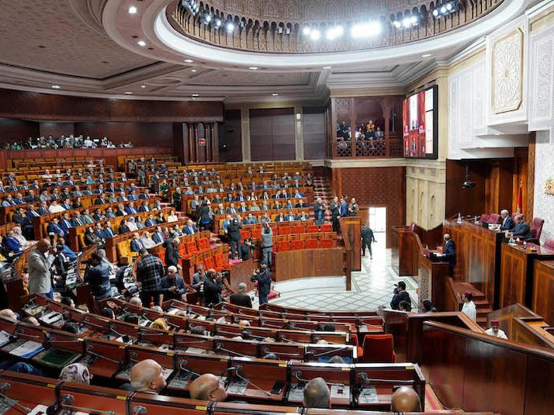 دراسة: البرلمانيات يمارسن النشاط الرقابي تحت قبة البرلمان أكثر من البرلمانيين