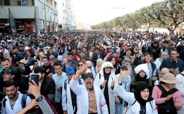 وزارة التربية الوطنية تباشر الاقتطاع من أجور الأساتذة المضربين ابتداء من نونبر الجاري